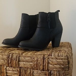 ALDO Gytha Chelsea Boot